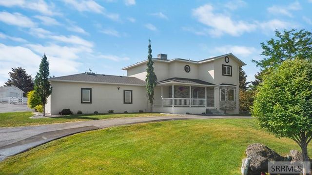 9233 S Ammon Road, Idaho Falls, ID 83406