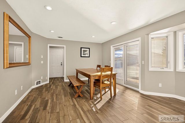 9233 S Ammon Road, Idaho Falls, ID 83406