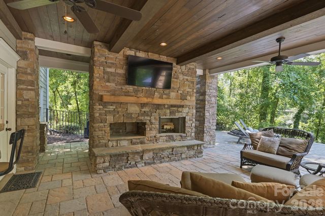 235 Grey Road, Davidson, NC 28036
