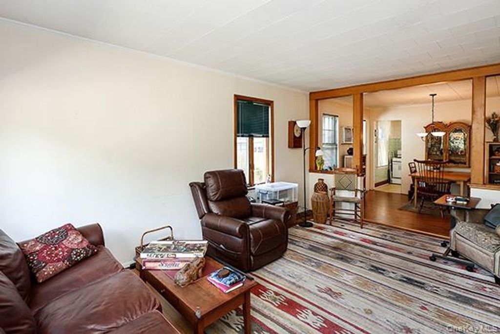 233 8th Avenue, Sea Cliff, NY 11579 — photo 4