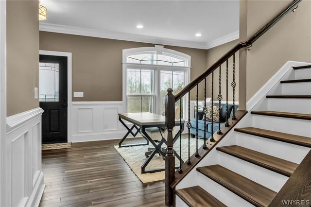 684 Pleasant View Drive, Lancaster, NY 14086