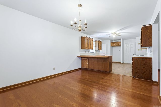 310 White Blossom Circle, Bryant, AR 72022