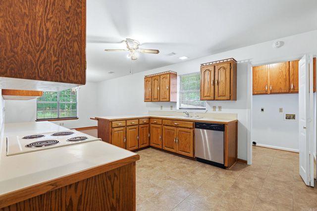 310 White Blossom Circle, Bryant, AR 72022