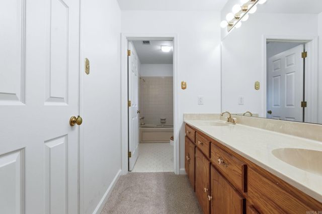 310 White Blossom Circle, Bryant, AR 72022