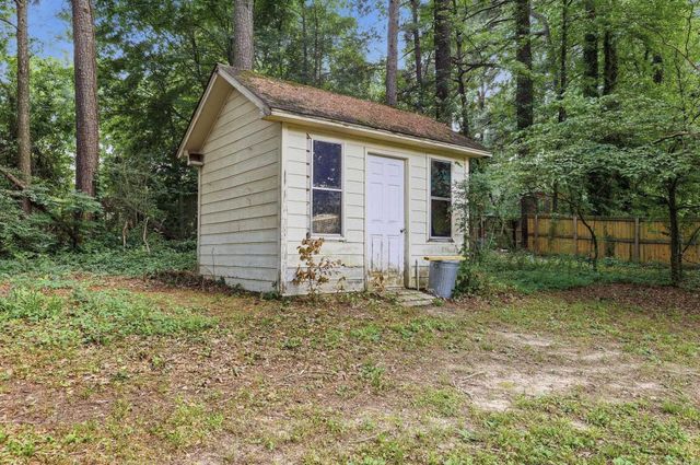 310 White Blossom Circle, Bryant, AR 72022