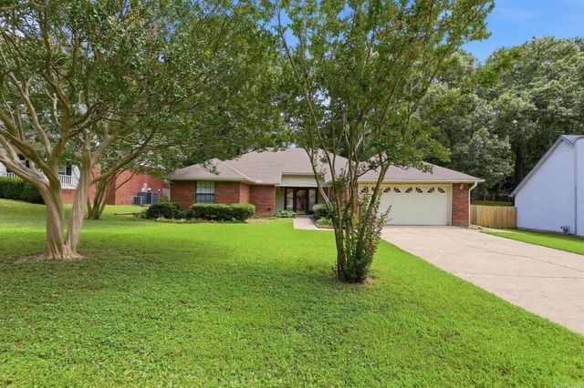 310 White Blossom Circle, Bryant, AR 72022