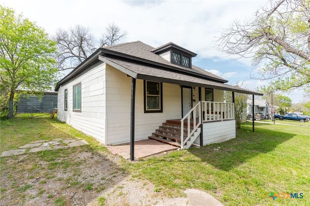 810 N 6th Street, Temple, TX 76501