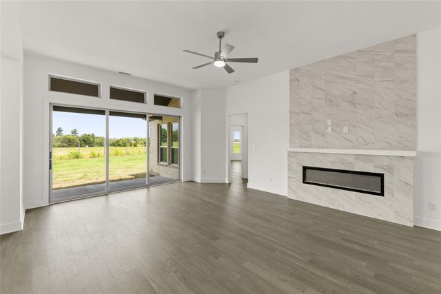761 Emerald Valley Drive, Ovilla, TX 75154