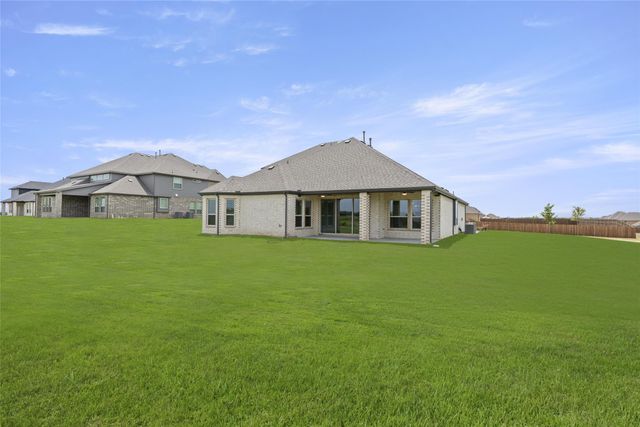 761 Emerald Valley Drive, Ovilla, TX 75154