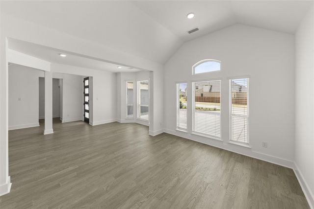 761 Emerald Valley Drive, Ovilla, TX 75154