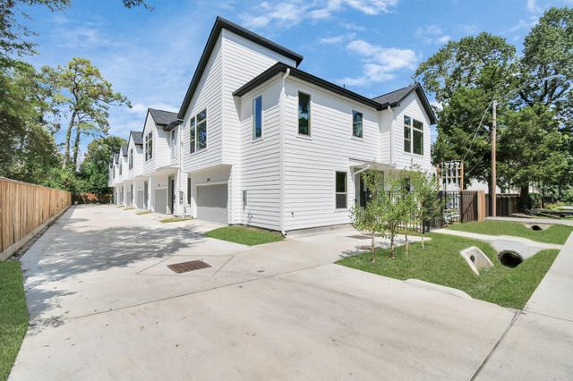 540 Janisch Road F, Houston, TX 77018