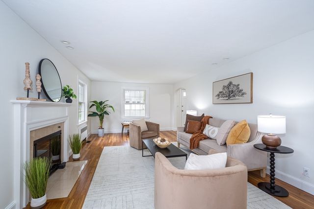 250 Bacon St, Natick, MA 01760