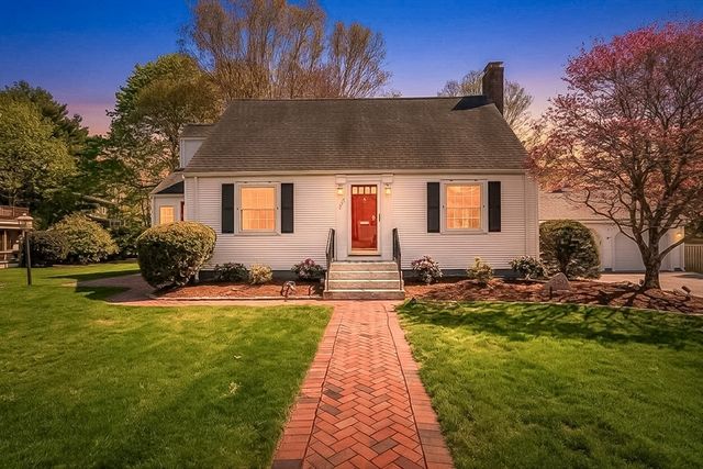 250 Bacon St, Natick, MA 01760