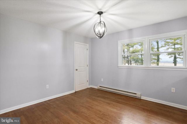 5083 BARLEY DR, Stephens City, VA 22655