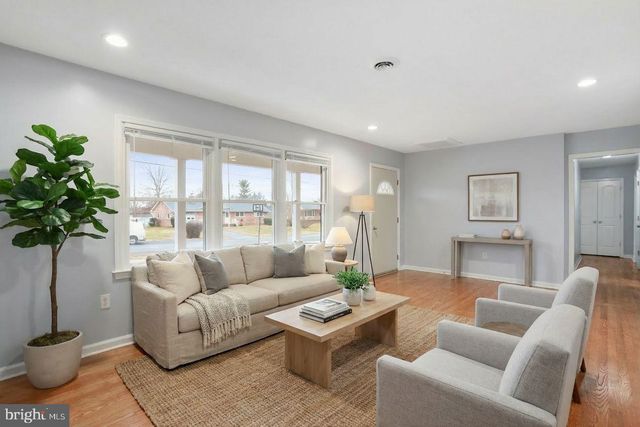 5083 BARLEY DR, Stephens City, VA 22655