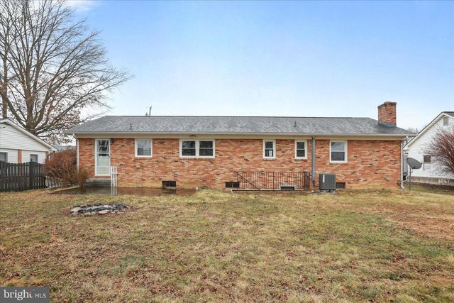 5083 BARLEY DR, Stephens City, VA 22655