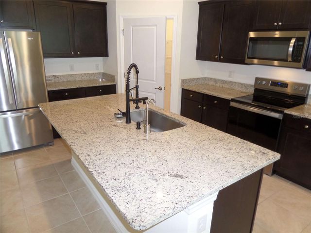 7845 JUNE LANE, Wildwood, FL 34785