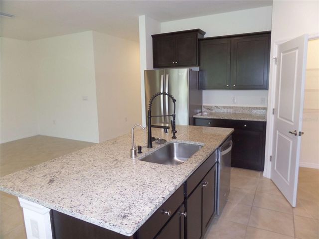 7845 JUNE LANE, Wildwood, FL 34785