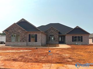 26484 Old Town Drive, Athens, AL 35613