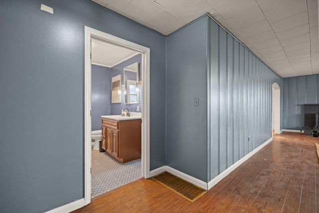 2658 E Laurel Road, London, KY 40741