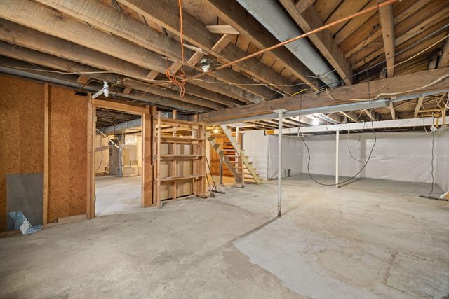 2658 E Laurel Road, London, KY 40741