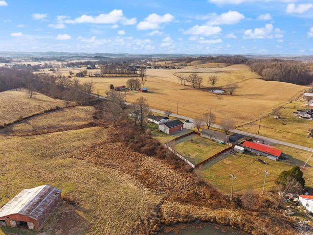 2658 E Laurel Road, London, KY 40741