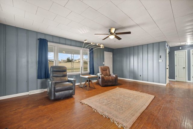 2658 E Laurel Road, London, KY 40741