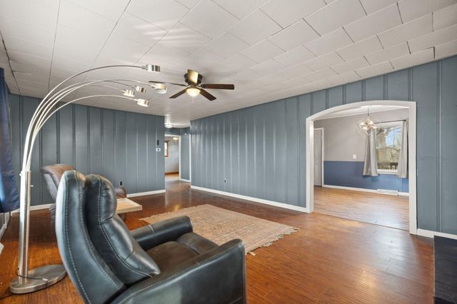 2658 E Laurel Road, London, KY 40741