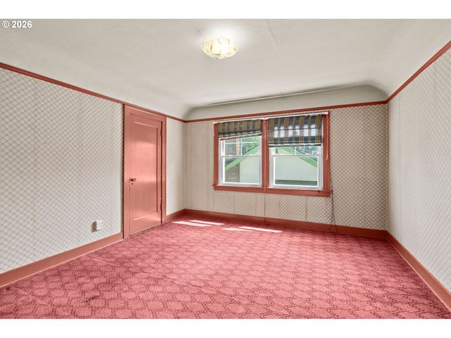 4035 Se 14TH Ave, Portland, OR 97202