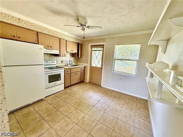 4937 Viceroy CT 1, Cape Coral, FL 33904