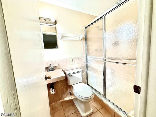 4937 Viceroy CT 1, Cape Coral, FL 33904