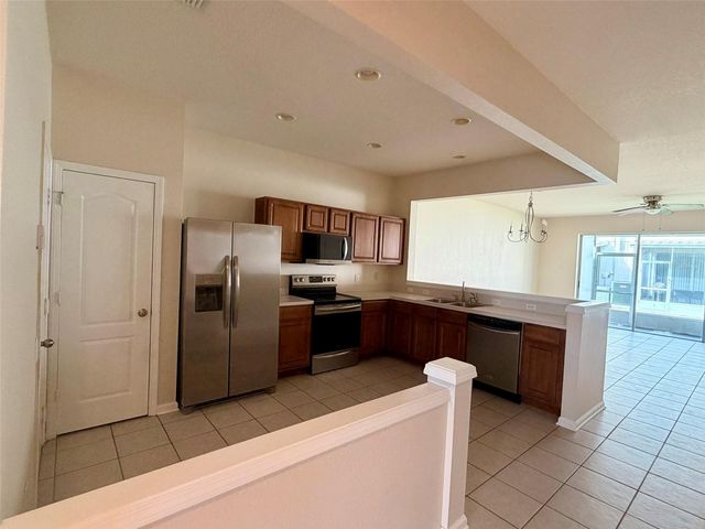 26544 CASTLEVIEW WAY, Wesley Chapel, FL 33544