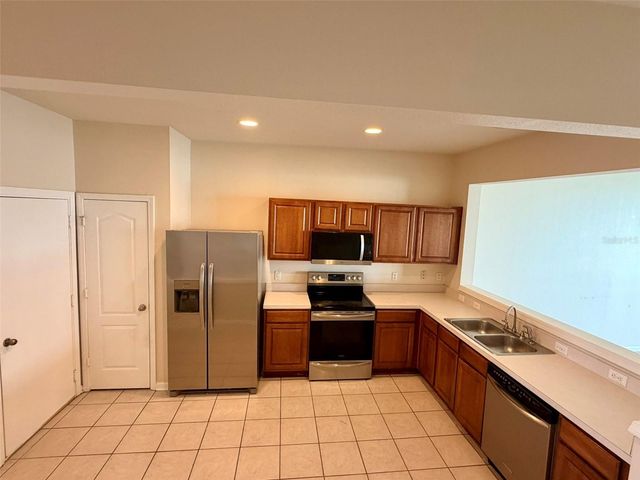 26544 CASTLEVIEW WAY, Wesley Chapel, FL 33544