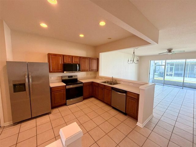 26544 CASTLEVIEW WAY, Wesley Chapel, FL 33544