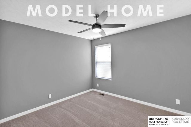 10518 S 113th Street, Papillion, NE 68046