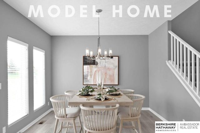 10518 S 113th Street, Papillion, NE 68046