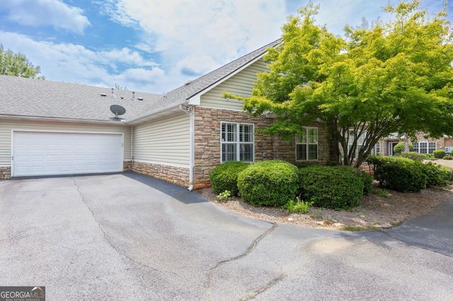 3706 Villa Springs Circle, Powder Springs, GA 30127