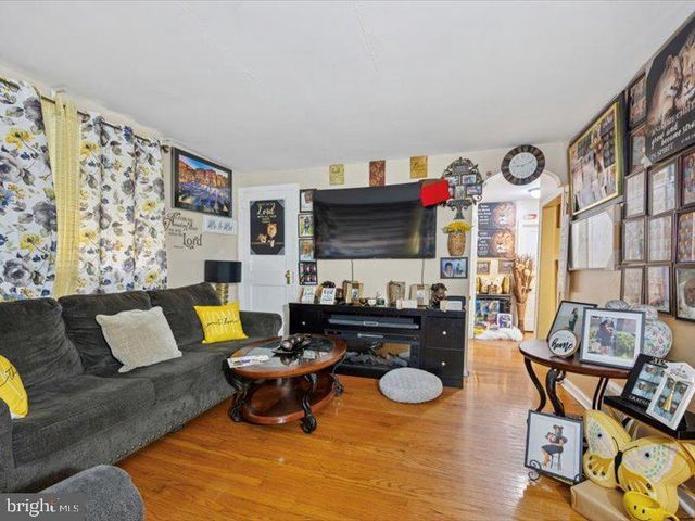 1129 DUNCAN, Yeadon, PA 19050