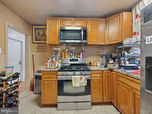 1129 DUNCAN, Yeadon, PA 19050