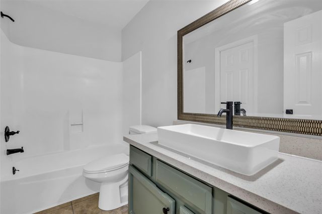 6835 Queensclub Drive, Houston, TX 77069
