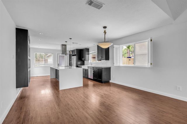 6835 Queensclub Drive, Houston, TX 77069