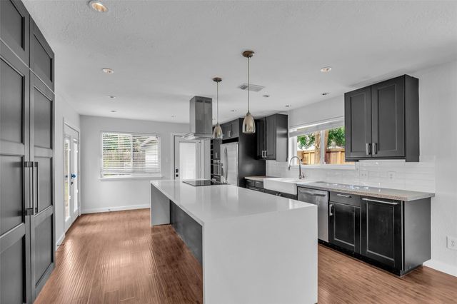 6835 Queensclub Drive, Houston, TX 77069