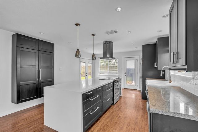 6835 Queensclub Drive, Houston, TX 77069