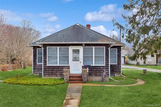 20 McGuirk Street, East Hampton, NY 11937