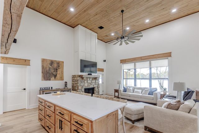 5 Lea Lane, Perryville, AR 72126