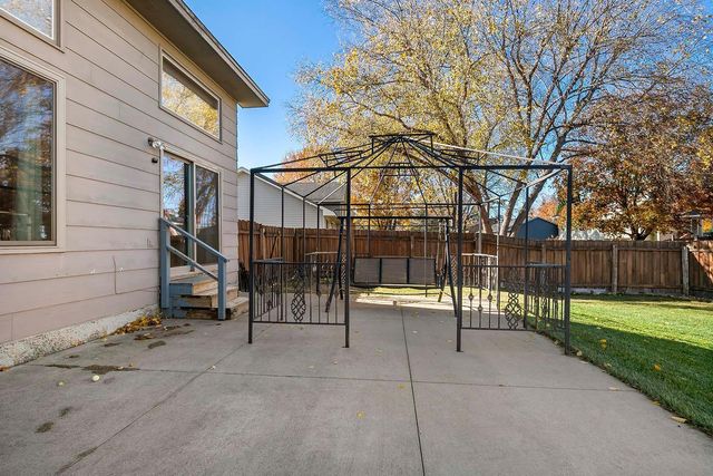 8310 114th Place N, Champlin, MN 55316