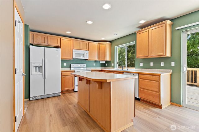 8412 205th Street Ct E, Spanaway, WA 98387