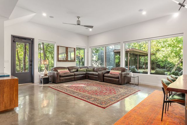 4798 Iberia Avenue, Dallas, TX 75207