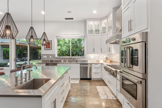 4798 Iberia Avenue, Dallas, TX 75207