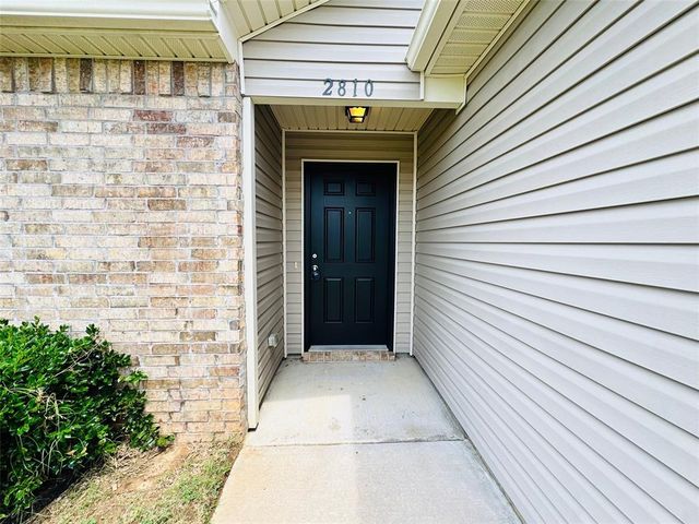 2810 E Pittsburg Street, Broken Arrow, OK 74014